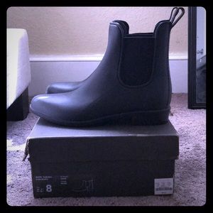 J.Crew Rain Chelsea rain boot
